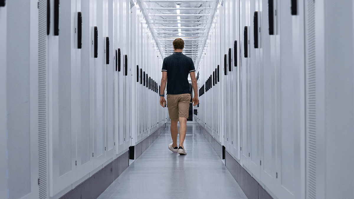 IT-Outsourcing live erleben im Datacenter Stollen Luzern