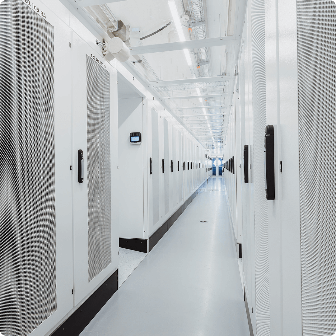 arcade Datacenter Stollen Luzern mitten in der Schweiz